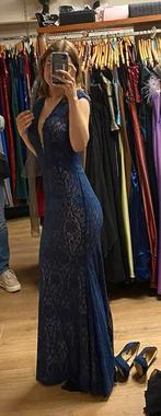 Prachtige blauwe kanten galajurk, Galajurk, Blauw, Ophalen of Verzenden, Zo goed als nieuw