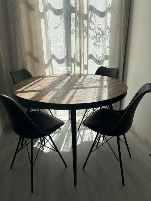 Rond eettafel met 4 stoelen, Huis en Inrichting, Tafels | Eettafels, Zo goed als nieuw, 100 tot 150 cm, Rond, Ophalen