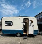 Caravan Adria retro gepimpt, Vast bed, Koelkast, Treinzit, Particulier