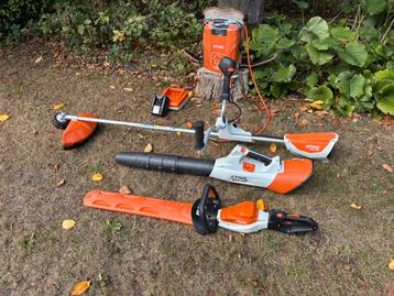 Complete Stihl AR 3000 ACCU HOVENIERS SET zeer nette!!! beschikbaar voor biedingen