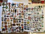 Pins 37, Verzamelen, Speldjes, Pins en Buttons, Ophalen of Verzenden, Zo goed als nieuw