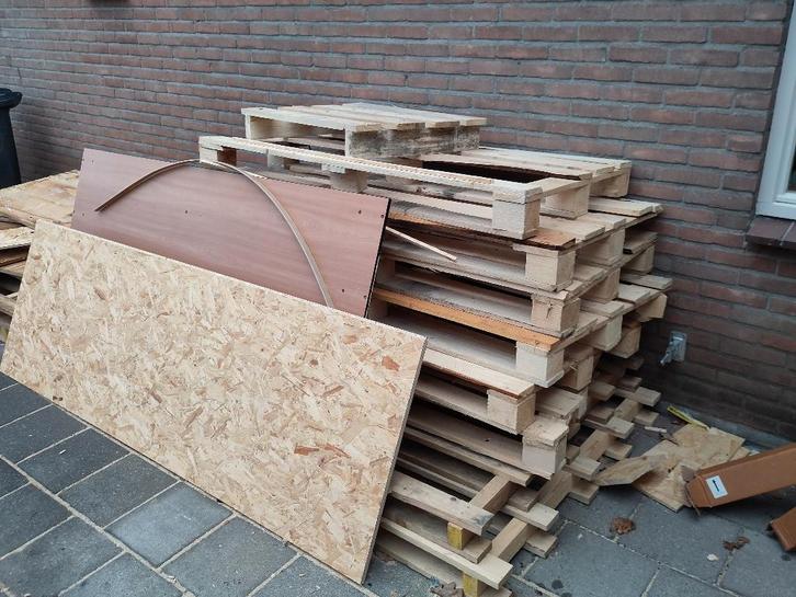 GRATIS resthout pallets, osb en underlayment, Doe-het-zelf en Verbouw, Platen en Panelen, Gebruikt, Hout, Minder dan 20 mm, Ophalen