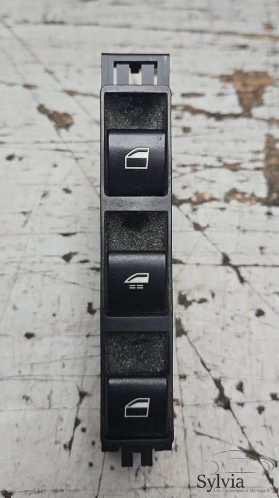 Raam ruit bediening schakelaar linksvoorzijde BMW 3 serie E4, Auto-onderdelen, Dashboard en Schakelaars, Gebruikt, Ophalen of Verzenden