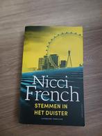 Nicci French Stemmen in het donker, Ophalen, Zo goed als nieuw, Nederland