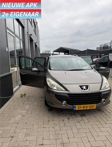 Peugeot 307 1.6 16V XR Break 2005 Grijs. Nieuwe APK beschikbaar voor biedingen