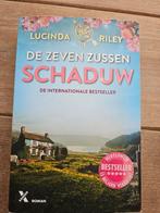 Lucinda Riley - Schaduw, Boeken, Lucinda Riley, Ophalen of Verzenden, Zo goed als nieuw