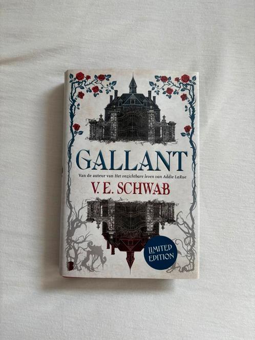 V.E. Schwab - Gallant, Boeken, Fantasy, Zo goed als nieuw, Ophalen of Verzenden