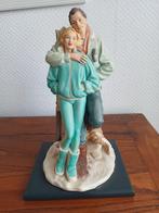 Verliefd stel hoogte 29 cm izgst ophalen Ommoord Rotterdam, Antiek en Kunst, Ophalen