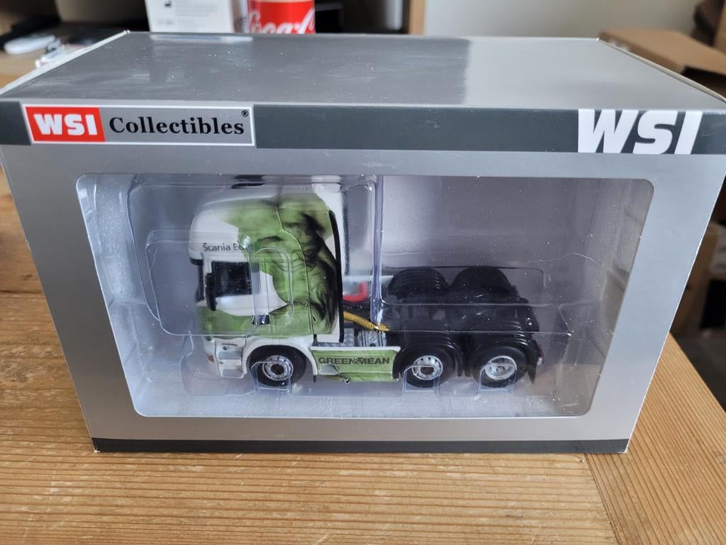 Scania green % man