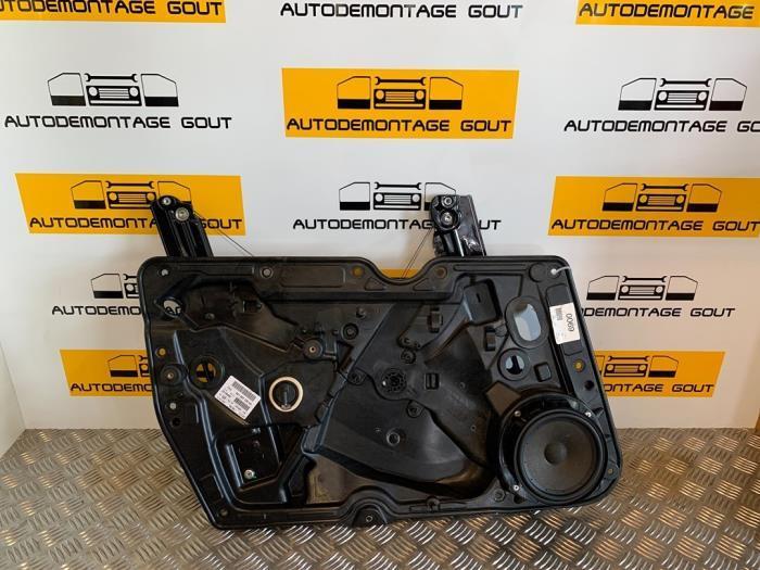 Ruitmechaniek 4Deurs links-voor van een Volkswagen Golf, Auto-onderdelen, Ruiten en Toebehoren, Volkswagen, Gebruikt