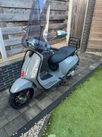 Vespa sprint, Ophalen, Zo goed als nieuw, Benzine, Vespa