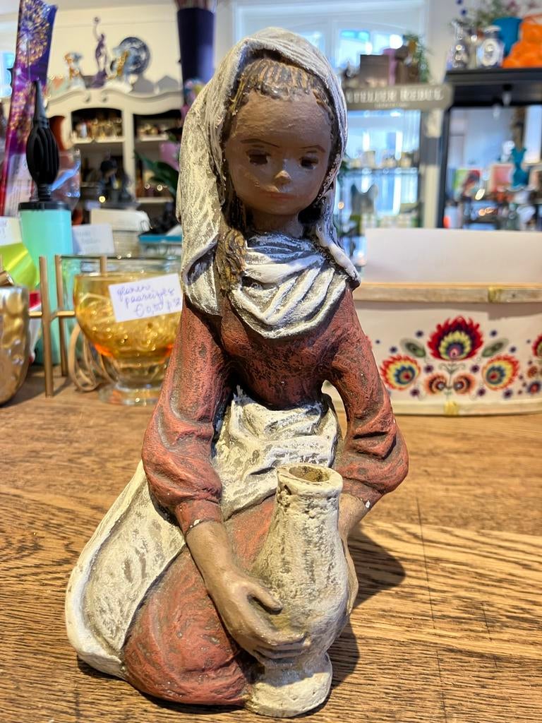 Beeld Vrouw met Kruik - 20x9 cm, Antiek en Kunst, Kunst | Beelden en Houtsnijwerken, Ophalen of Verzenden