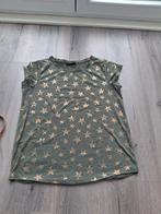 Bijna gratis khaki shirt met gouden sterren 38, Kleding | Dames, Maat 38/40 (M), Ophalen of Verzenden, Korte mouw, Gedragen