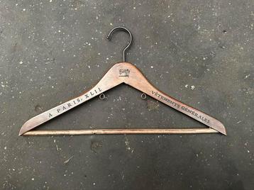 Scotch & Soda Houten Kledinghangers beschikbaar voor biedingen