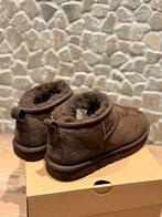 UGG Ultra Mini Classic - Burnt Cedar, Kleding | Dames, Schoenen, Ophalen of Verzenden, Nieuw, Bruin, Lage of Enkellaarzen