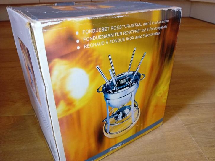 Fondueset weinig gebruikt, Huis en Inrichting, Keuken | Potten en Pannen, Gebruikt, Overige typen, Rvs, Ophalen of Verzenden