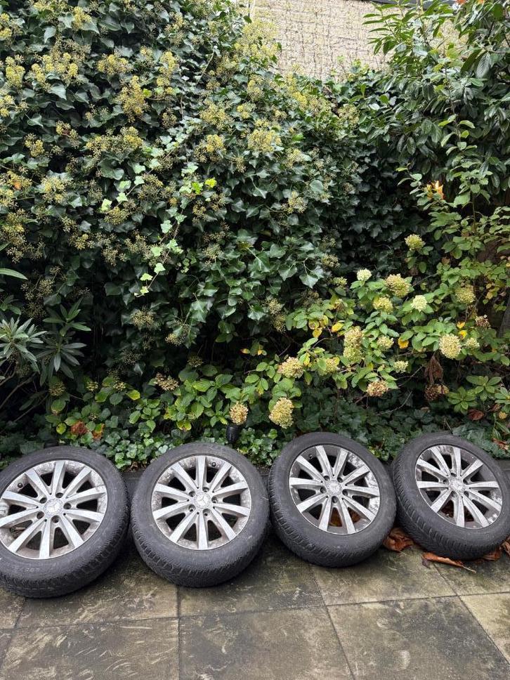 Winterbanden en velgen Mercedes B klasse, Auto-onderdelen, Banden en Velgen, Banden en Velgen, Winterbanden, 16 inch, 205 mm, Personenwagen