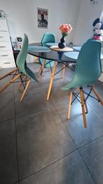Eettafel met Turquoise Eames Stoelen - Set van 4, Hout, Gebruikt, Blauw, Ophalen of Verzenden