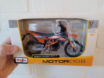 KTM SMC 690 R Maisto 1:12 nieuw in doos! beschikbaar voor biedingen