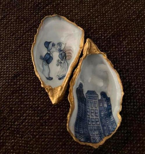 Kissed couples delfsblauw Zeeuws blauw blue uniek nieuw, Sieraden, Tassen en Uiterlijk, Broches, Nieuw, Overige materialen, Blauw