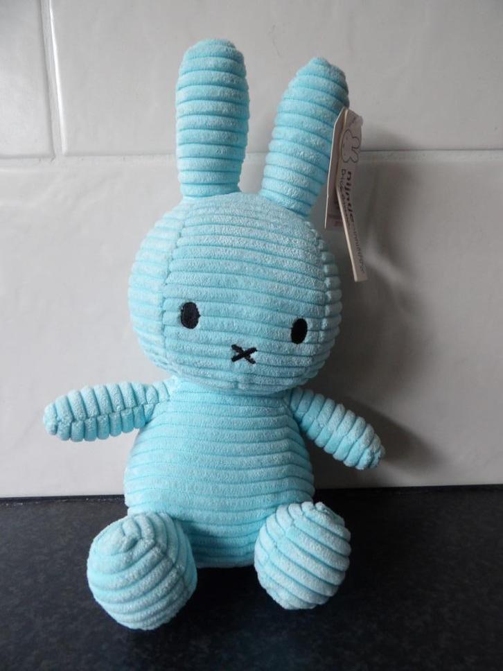 Nieuw met kaartjes Nijntje knuffel Sitting Corduroy Turquois, Kinderen en Baby's, Speelgoed | Knuffels en Pluche, Nieuw, Konijn