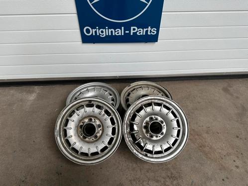 Mercedes 14 inch Barock Kroonkurk velgen set R107 W123 W126, Auto-onderdelen, Banden en Velgen, Velg(en), Zomerbanden, 14 inch