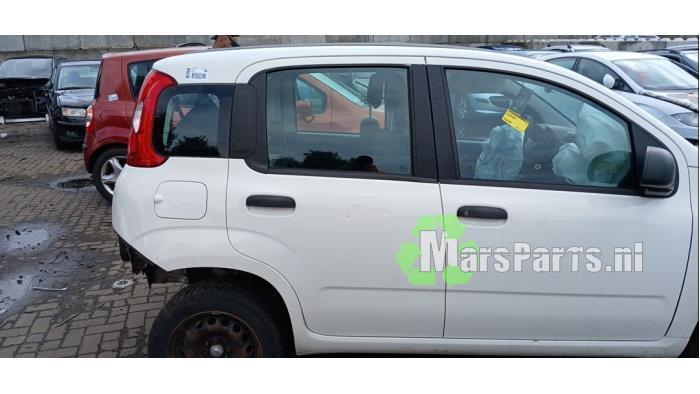 Portier 4Deurs rechts-achter van een Fiat Panda (223), Auto-onderdelen, Carrosserie en Plaatwerk, Deur, Fiat, Gebruikt, 3 maanden garantie