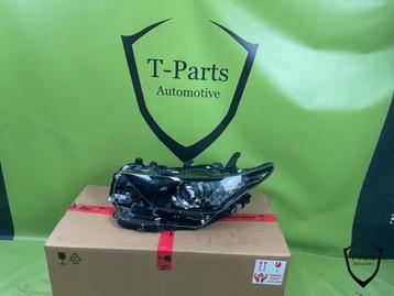 toyota auris koplamp links 8115002K30 lamp beschikbaar voor biedingen
