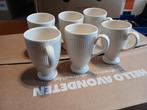 6 Wedgwood Windsor mokken op voet,12cm hoog, Huis en Inrichting, Keuken | Servies, Ophalen of Verzenden, Zo goed als nieuw, Overige stijlen