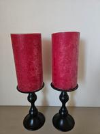 2 Metalen Kandelaars met Kaarsen, Ophalen, Rood, Zo goed als nieuw, Metaal
