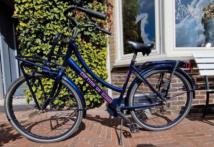 Cortina U4 meisjesfiets
24 inch, Fietsen en Brommers, Fietsen | Dames | Omafietsen, Gebruikt, Minder dan 47 cm, Handrem, Versnellingen