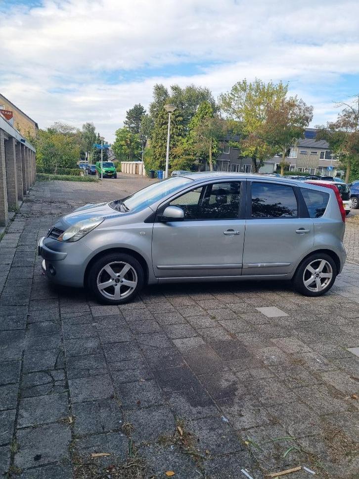 Nissan Note 1.6 16V 2008 Grijs, Auto's, Nissan, Particulier, Note, ABS, Airbags, Airconditioning, Boordcomputer, Centrale vergrendeling