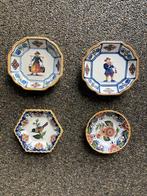 4 Makkummer schaaltjes €20,-, Antiek en Kunst, Antiek | Keramiek en Aardewerk, Ophalen of Verzenden