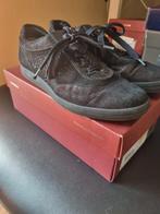 Mooie zwarte Hassia sneakers in goede staat  in mt 38, Ophalen of Verzenden, Zo goed als nieuw, Zwart, Sneakers of Gympen