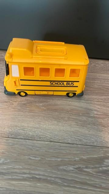 Robocar Poli Schoolbus beschikbaar voor biedingen