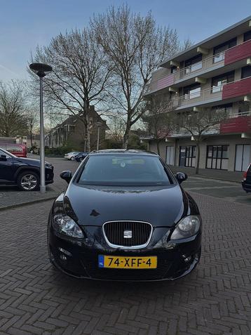 Seat Leon 1.2 TSI 77KW 2012 Zwart beschikbaar voor biedingen