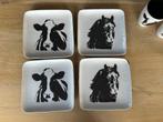 Koeien/friese paarden servies, Huis en Inrichting, Keuken | Servies, Ophalen, Zo goed als nieuw, Overige stijlen, Aardewerk