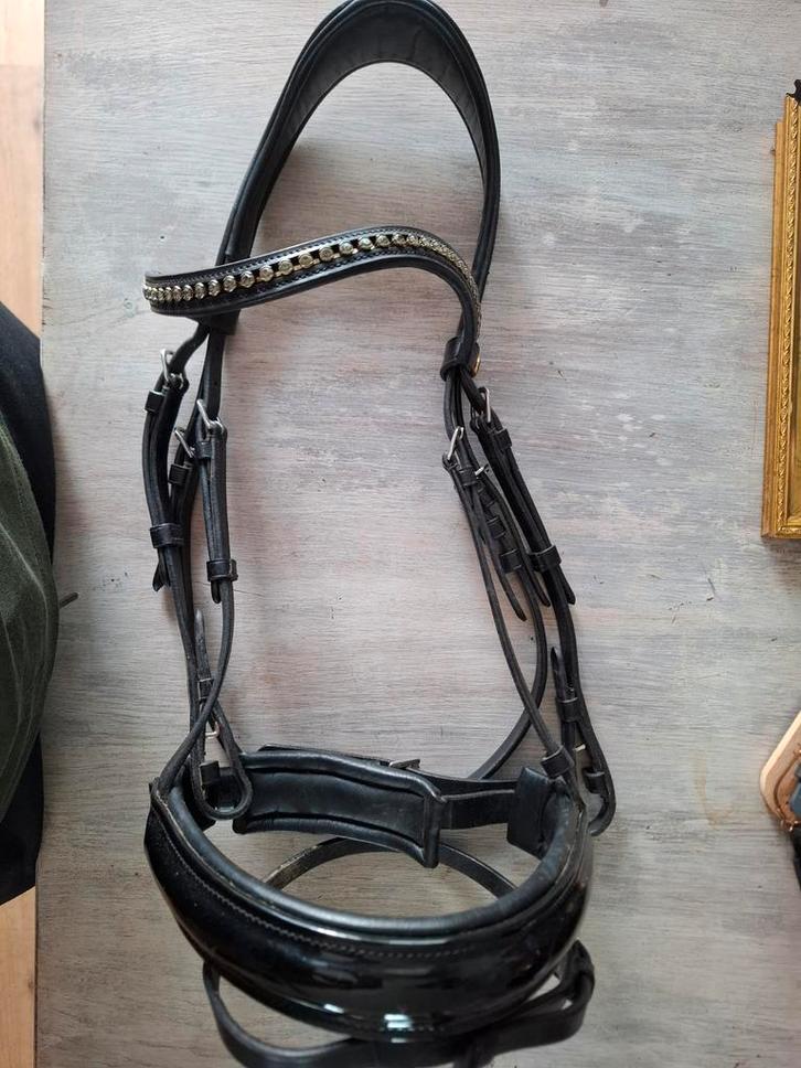 BR hoofdstel met lak neusriem, Dieren en Toebehoren, Paarden en Pony's | Hoofdstellen en Tuigage, Dressuur, Ophalen of Verzenden