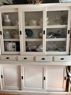 Landelijkr roomwitte buffetkast ., Huis en Inrichting, Ophalen, Gebruikt, Met lade(s), 150 tot 200 cm