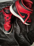 Nike Air Jordan 1 - Zwart/Rood maat 36,5, Kleding | Heren, Schoenen, Zwart, Nike, Ophalen of Verzenden, Sneakers of Gympen