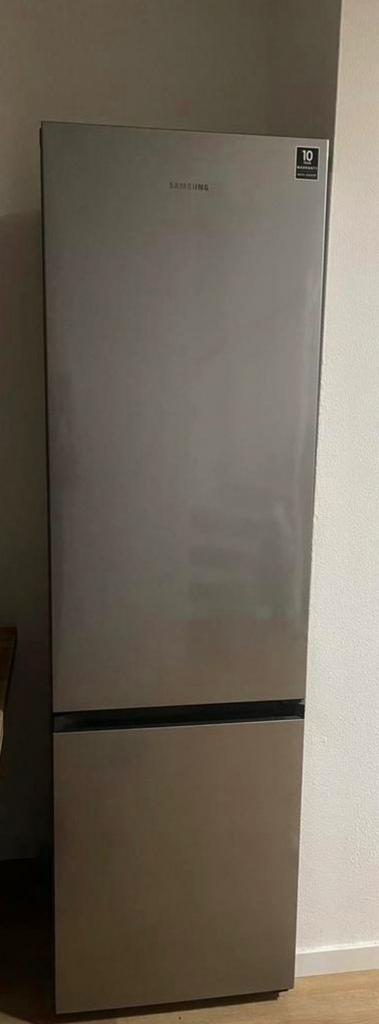 Koel-vries combinatie samsung, Witgoed en Apparatuur, Koelkasten en IJskasten, Zo goed als nieuw, Met aparte vriezer, 200 liter of meer