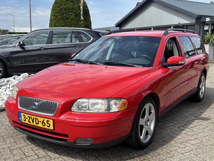 Volvo V70 2.4D Edition Youngtimer 2007 Rood Sportvelgen Rood, Auto's, Volvo, Bedrijf, Te koop, V70, ABS, Airbags, Airconditioning
