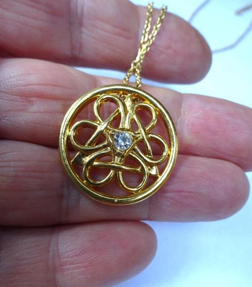 Goudkleurige kettinkje met ronde hanger 3-hoek & bloem, Sieraden, Tassen en Uiterlijk, Kettingen, Gebruikt, Overige materialen