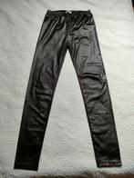 Legging met glans / leather look maat M, Lang, Maat 38/40 (M), Ophalen of Verzenden, Zo goed als nieuw