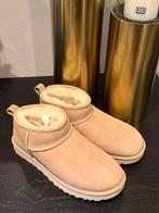 Uggs ultra mini zand maat 40, Ophalen of Verzenden, Zo goed als nieuw, Beige