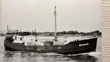 Oranje   1937  Gebr van Diepen Amons  Maassluis beschikbaar voor biedingen
