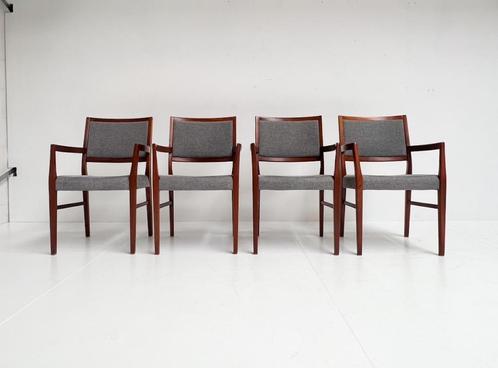 Set van 4 Zweedse designstoelen van Svegards Markaryd, Huis en Inrichting, Stoelen, Gebruikt, Vier, Hout, Stof, Grijs, Ophalen of Verzenden