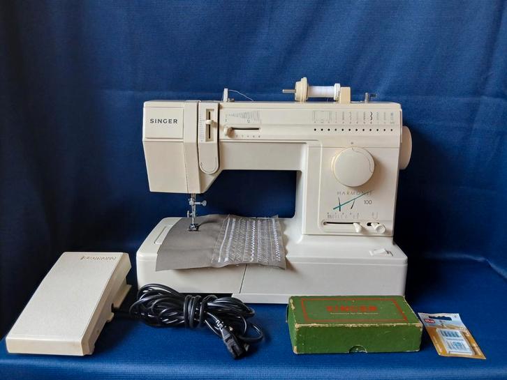 Singer Harmonie 100 Naaimachine, Hobby en Vrije tijd, Naaimachines en Toebehoren, Gebruikt, Naaimachine, Singer, Ophalen of Verzenden