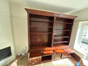 Flamant Boekenkast - Stijlvol & Ruim beschikbaar voor biedingen