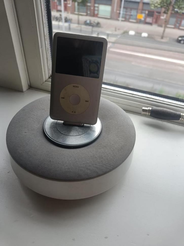 Apple iPod Classic 120GB uit 2007, Audio, Tv en Foto, Mp3-spelers | Apple iPod, Zo goed als nieuw, Classic, 40 GB en meer, Zilver